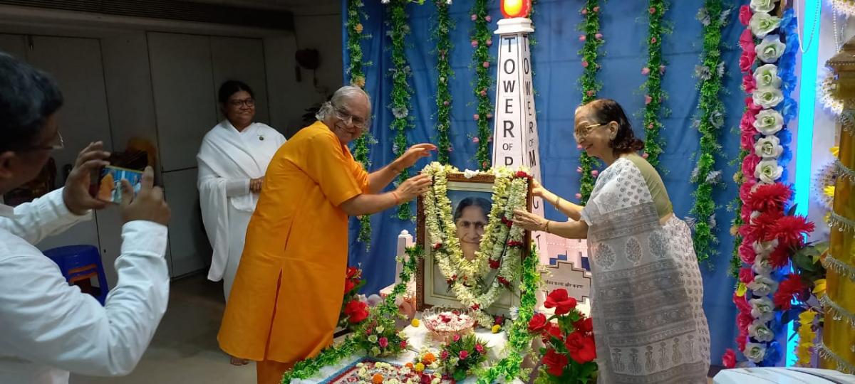 Godly Tribute To Dadi Janki Ji (1)