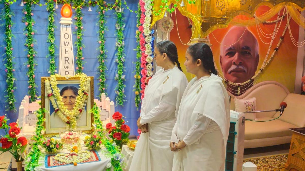 Godly Tribute To Dadi Janki Ji (7)