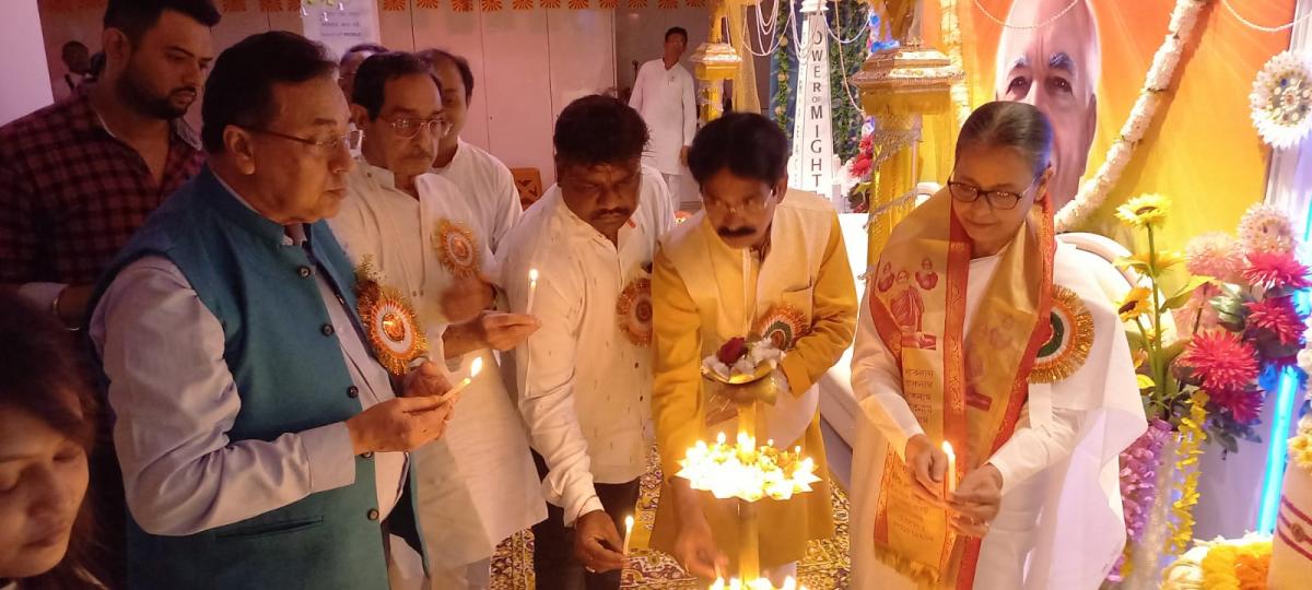 Shiv Ratri Candle Lighting